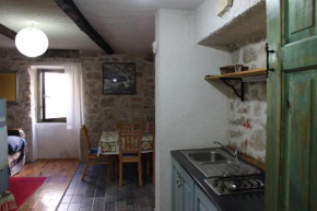 Große Wohnung in Betina mit Terrasse und Whirlpool
